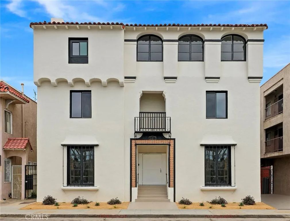 1827 E 4th 2, Long Beach, CA 90802