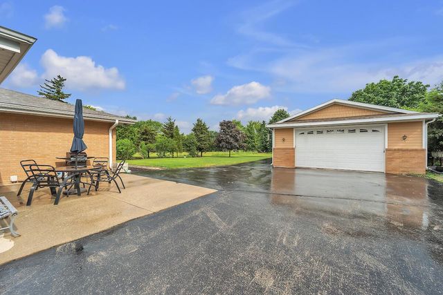 6524 Green Ridge DRIVE, Mount Pleasant, WI 53406