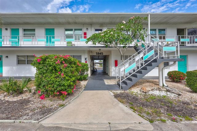 5945 21ST STREET N 3, St Petersburg, FL 33714