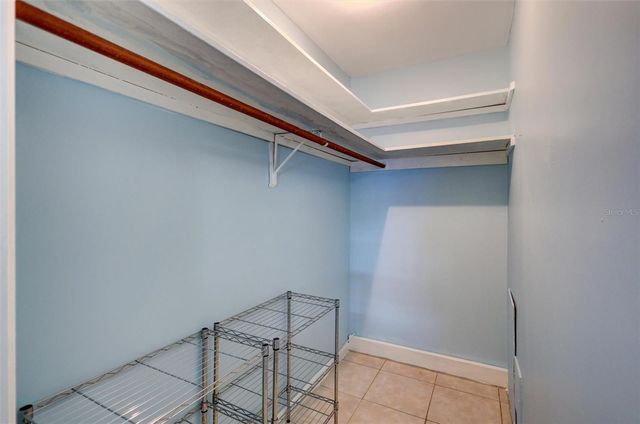 5945 21ST STREET N 3, St Petersburg, FL 33714