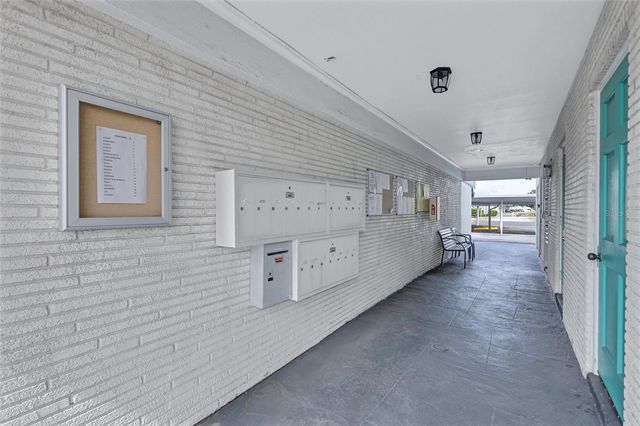 5945 21ST STREET N 3, St Petersburg, FL 33714