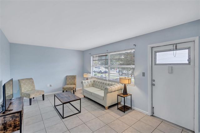 5945 21ST STREET N 3, St Petersburg, FL 33714