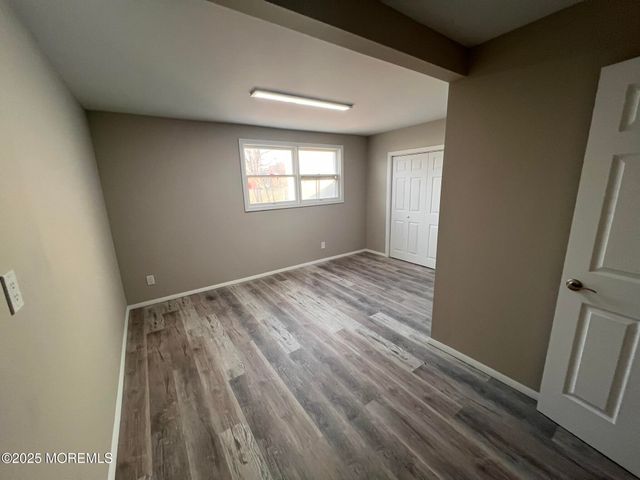 19 Laurel Avenue, Keansburg, NJ 07734