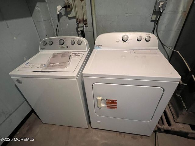 19 Laurel Avenue, Keansburg, NJ 07734