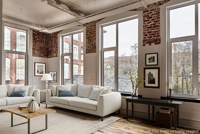 520 State Road 207, North Adams, MA 01247