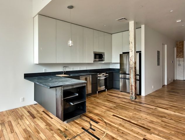 520 State Road 207, North Adams, MA 01247