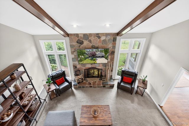 38005 River Bend, Farmington Hills, MI 48335