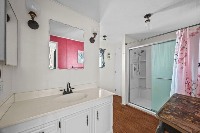 9161 Santa Fe Avenue E 20, Hesperia, CA 92345