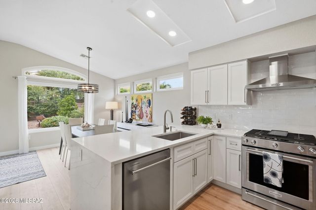 13957 N Trade Winds Way, Oro Valley, AZ 85755
