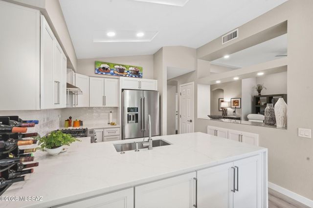 13957 N Trade Winds Way, Oro Valley, AZ 85755