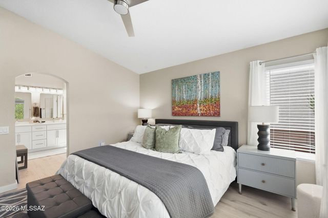 13957 N Trade Winds Way, Oro Valley, AZ 85755