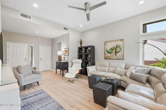 13957 N Trade Winds Way, Oro Valley, AZ 85755