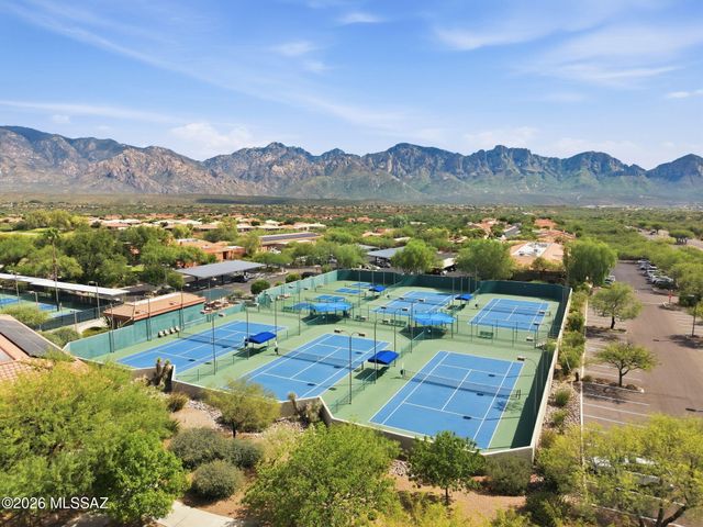 13957 N Trade Winds Way, Oro Valley, AZ 85755