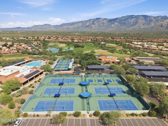 13957 N Trade Winds Way, Oro Valley, AZ 85755