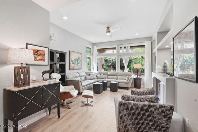 13957 N Trade Winds Way, Oro Valley, AZ 85755