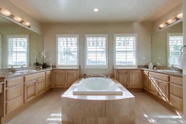 12423 Figtree St, San Diego, CA 92131