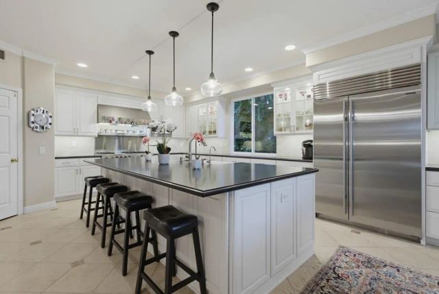 12423 Figtree St, San Diego, CA 92131