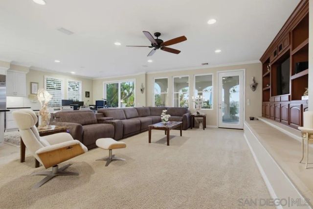 12423 Figtree St, San Diego, CA 92131