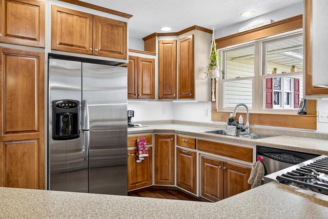 W7628 CENTER VALLEY ROAD, Shiocton, WI 54170