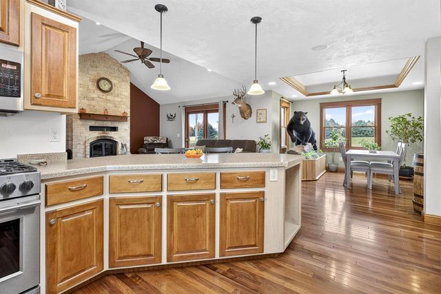 W7628 CENTER VALLEY ROAD, Shiocton, WI 54170