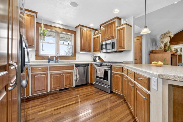 W7628 CENTER VALLEY ROAD, Shiocton, WI 54170