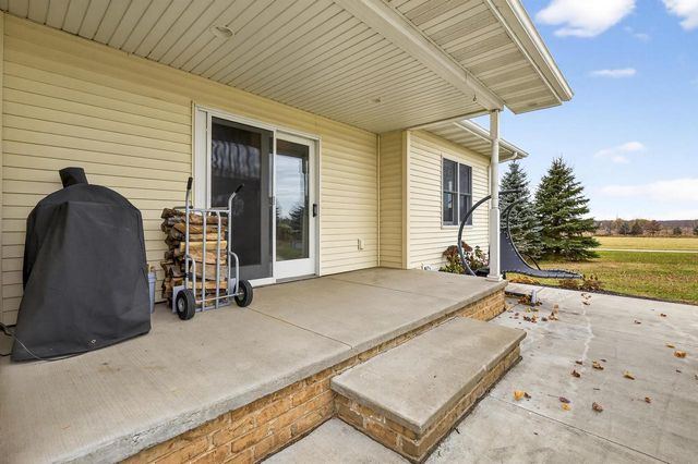 W7628 CENTER VALLEY ROAD, Shiocton, WI 54170