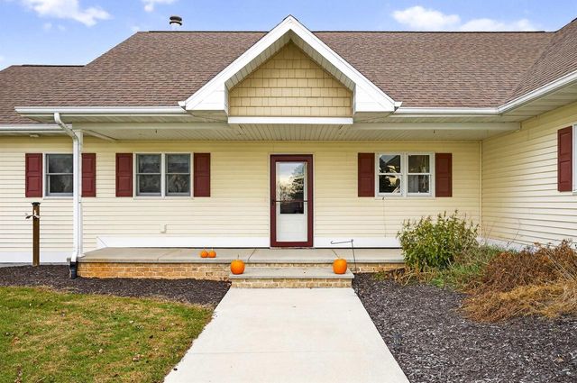 W7628 CENTER VALLEY ROAD, Shiocton, WI 54170