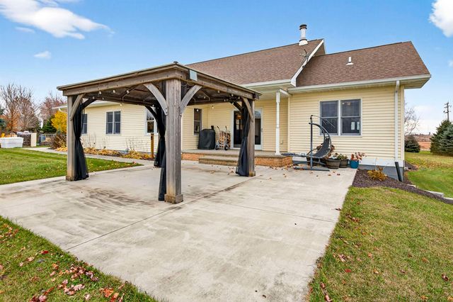 W7628 CENTER VALLEY ROAD, Shiocton, WI 54170