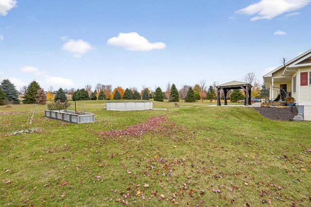 W7628 CENTER VALLEY ROAD, Shiocton, WI 54170