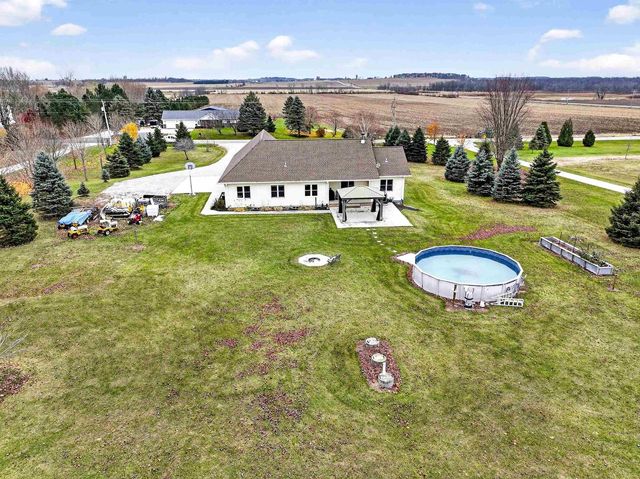 W7628 CENTER VALLEY ROAD, Shiocton, WI 54170