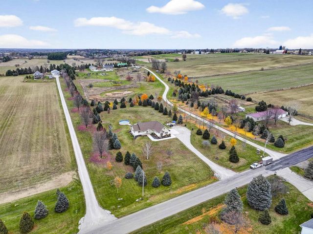 W7628 CENTER VALLEY ROAD, Shiocton, WI 54170