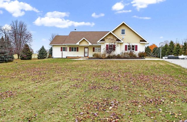W7628 CENTER VALLEY ROAD, Shiocton, WI 54170