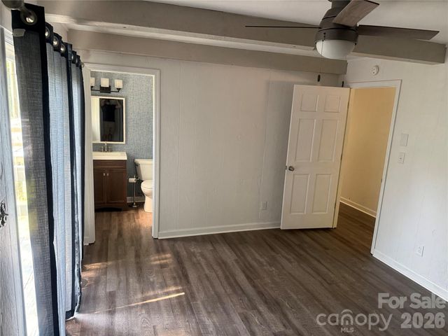 1135 Iron Circle, Morganton, NC 28655