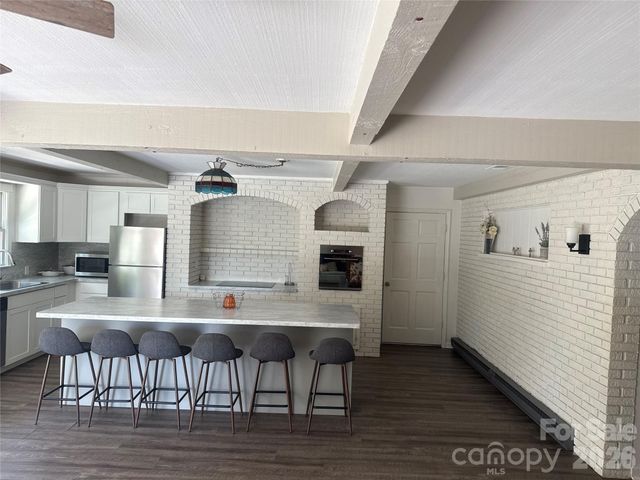 1135 Iron Circle, Morganton, NC 28655