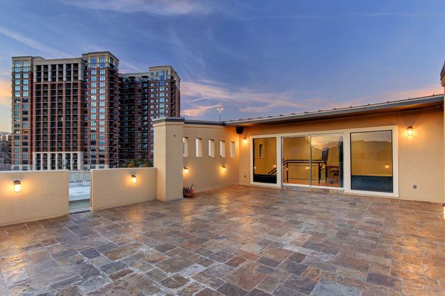 5002 Milam, Houston, TX 77006