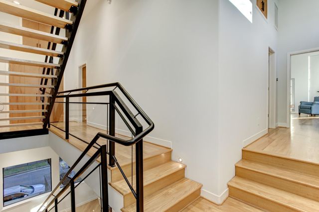 5002 Milam, Houston, TX 77006