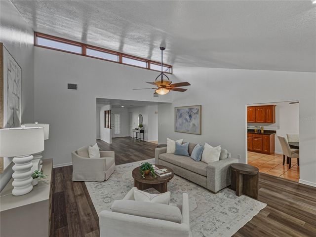 16404 ASHWOOD DRIVE, Tampa, FL 33624