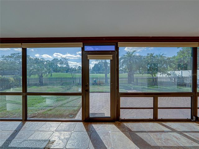 16404 ASHWOOD DRIVE, Tampa, FL 33624