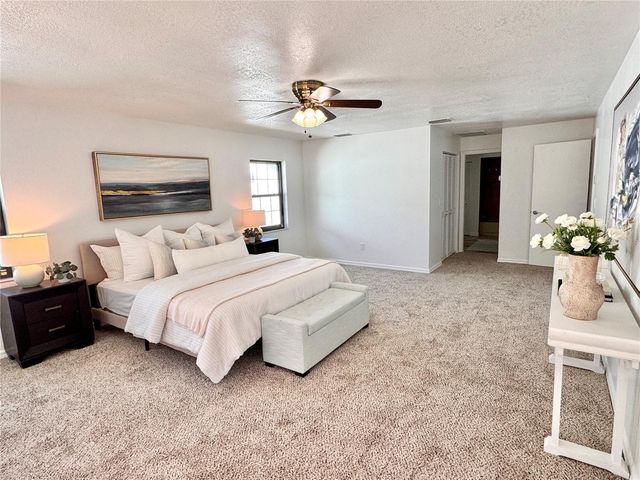 16404 ASHWOOD DRIVE, Tampa, FL 33624