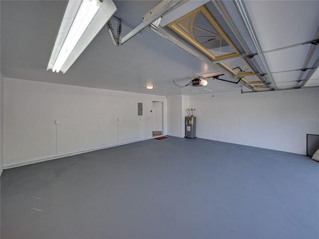 16404 ASHWOOD DRIVE, Tampa, FL 33624