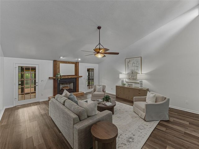 16404 ASHWOOD DRIVE, Tampa, FL 33624