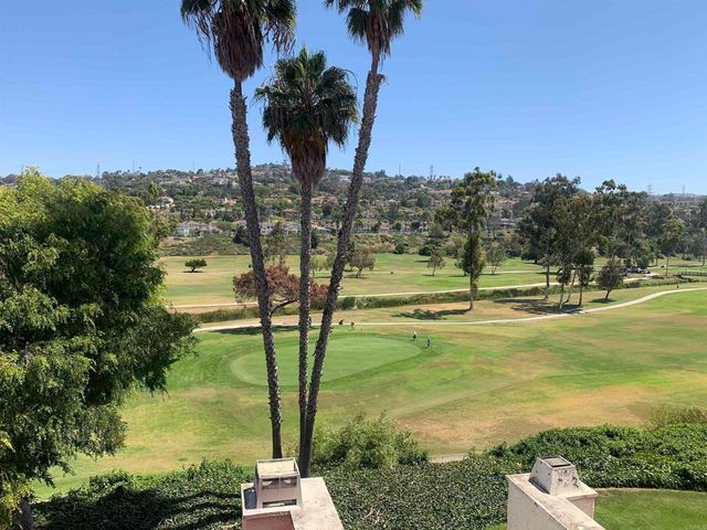 2508 Navarra Drive 424, Carlsbad, CA 92009