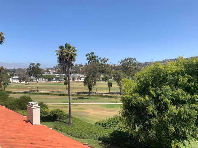 2508 Navarra Drive 424, Carlsbad, CA 92009