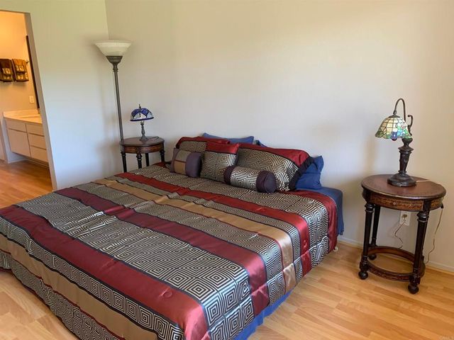 2508 Navarra Drive 424, Carlsbad, CA 92009
