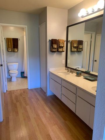2508 Navarra Drive 424, Carlsbad, CA 92009