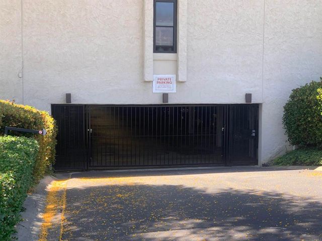 2508 Navarra Drive 424, Carlsbad, CA 92009
