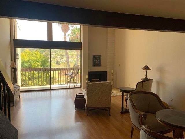 2508 Navarra Drive 424, Carlsbad, CA 92009