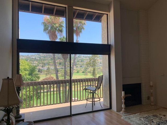 2508 Navarra Drive 424, Carlsbad, CA 92009
