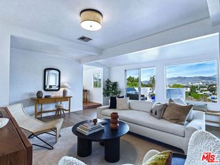 2550 Corralitas Drive, Los Angeles, CA 90039