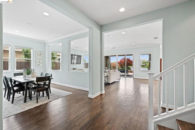 2683 Manresa Shore Lane, Oakley, CA 94561